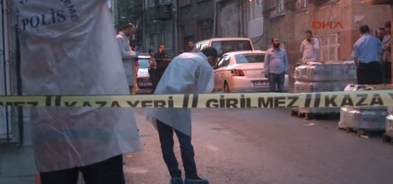 FATİH'TE POLİSE SİLAHLI SALDIRI