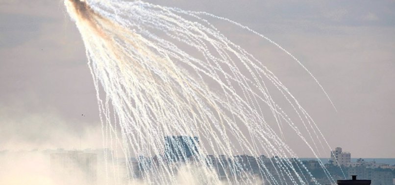 RUS SAVAŞ UÇAKLARI SİVİLLERE FOSFOR BOMBASI İLE SALDIRDI