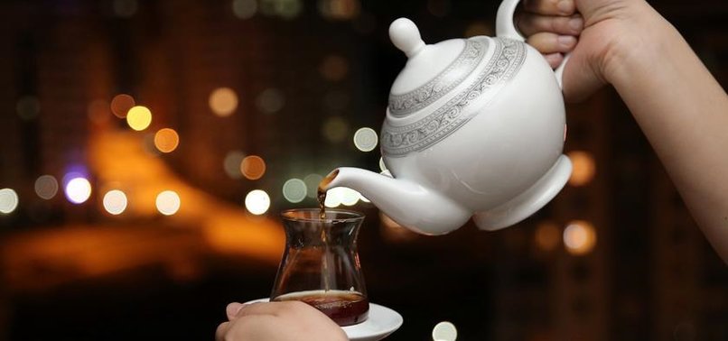 ÇOK SICAK ÇAY İÇENLERE KÖTÜ HABER!