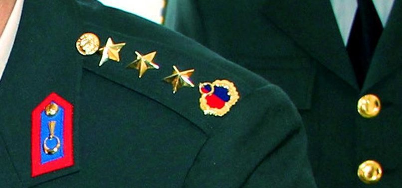 FETÖ'CÜ OLDUĞUNU GİZLEYEN 10 ALBAY TUTUKLANDI
