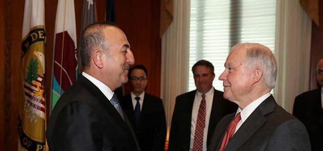 ÇAVUŞOĞLU ABD'Lİ BAKAN İLE FETÖ ELEBAŞININ İADESİNİ GÖRÜŞTÜ