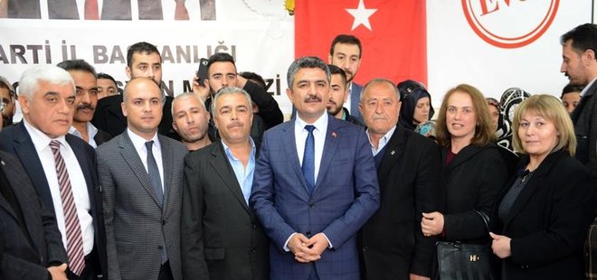 TOPLUCA CHP’DEN İSTİFA EDİP AK PARTİ’YE GEÇTİLER