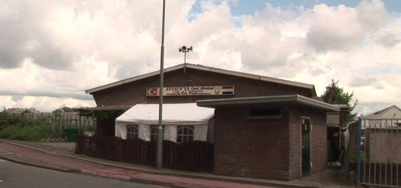 PKK HOLLANDA'DA CAMİYE SALDIRDI