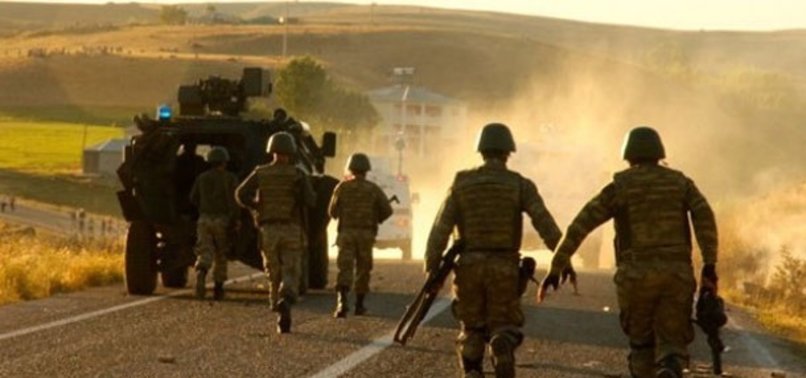 MARDİN'DE ASKERİ ARACIN GEÇİŞİ SIRASINDA BOMBALI SALDIRI