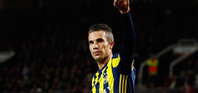 FENERBAHÇE'DE VAN PERSİE KRİZİ