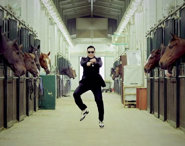 'Gangnam Style' ile ünlenen Psy'ya 'Elmas tuş'