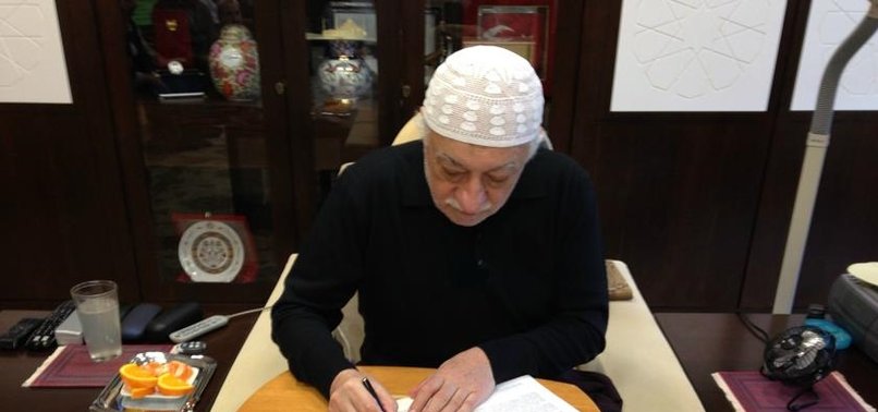 GÜLEN’DEN SEKS SKANDALI SONRASI TESELLİ MEKTUBU!