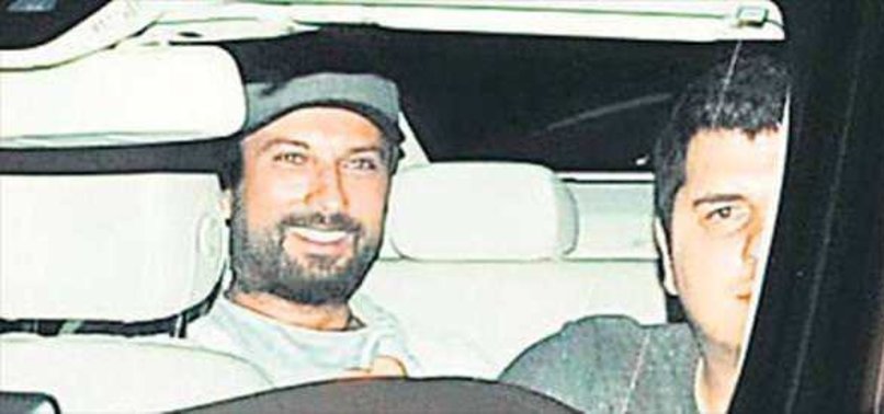 EVLİLİK TARKAN'A YARAMIŞ