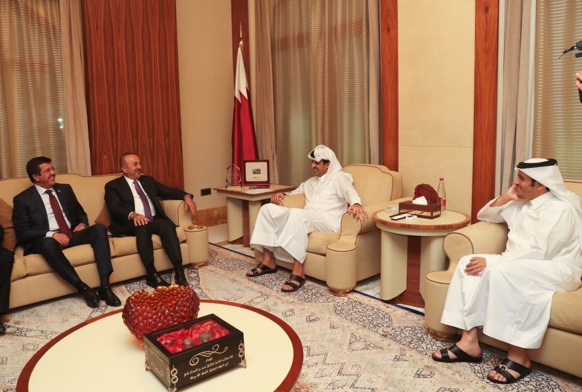 Mevlüt Çavuşoğlu ve Nihat Zeybekci Katar'da