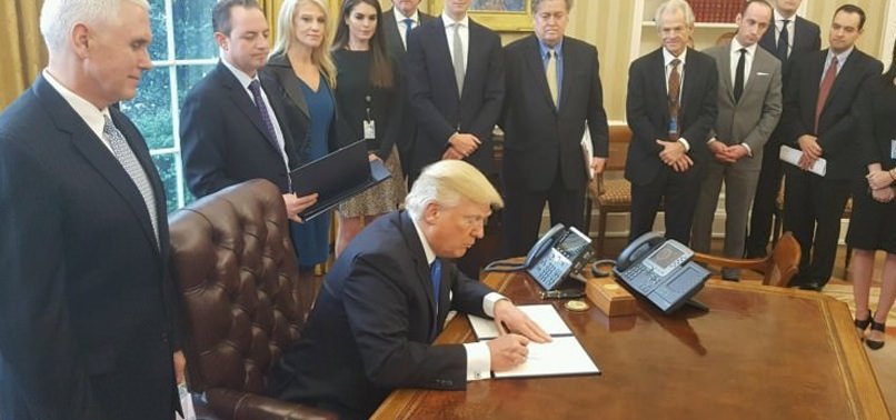 OBAMA ÜÇ KEZ VETO ETMİŞTİ, TRUMP ONAYLADI