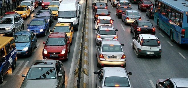 İSTANBUL'DA 1 MAYIS'TA TRAFİĞE KAPATILACAK YOLLAR