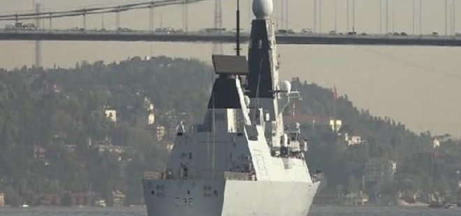 İNGİLİZ SAVAŞ GEMİSİ İSTANBUL BOĞAZI'NDAN GEÇTİ