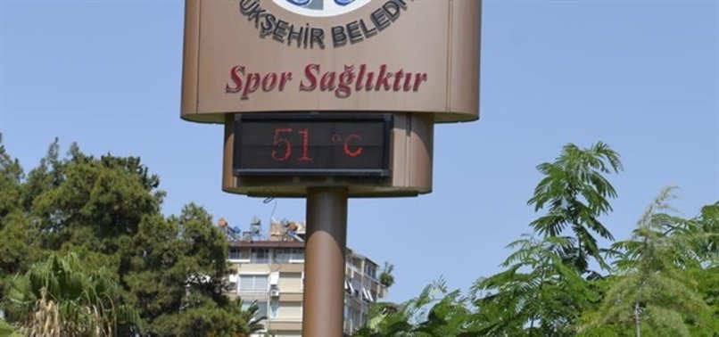 ADANA'DA TERMOMETRELER 51 DERECEYİ GÖSTERDİ