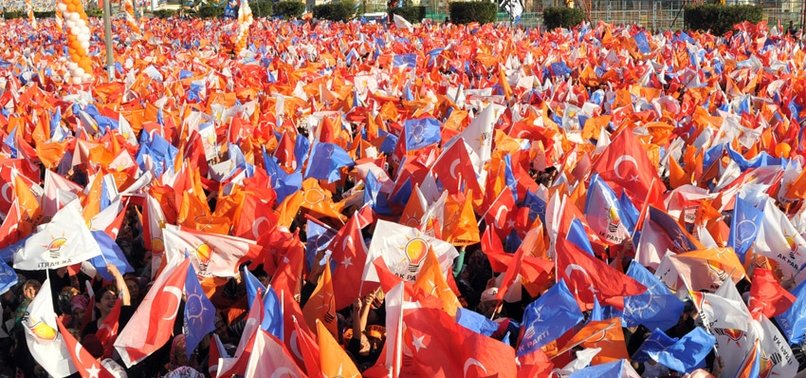 AK PARTİ'NİN REFERANDUM PLANI BELLİ OLDU