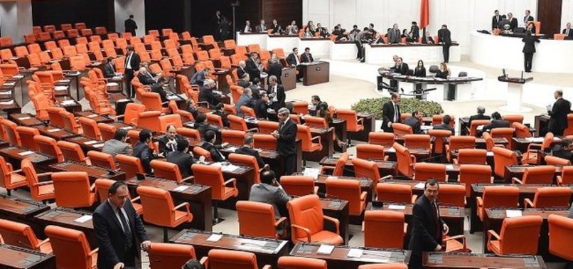 ANAYASA DEĞİŞİKLİĞİ İKİNCİ TURUNDA 3.MADDE KABUL EDİLDİ