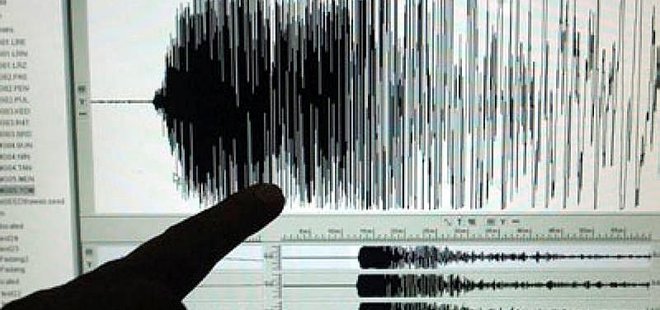 MANİSA'DA DEPREM