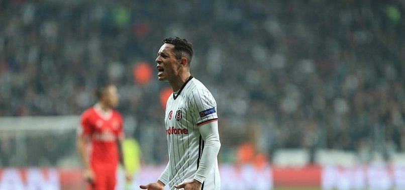 ADRİANO, BEŞİKTAŞ TARİHİNE GEÇMEK İSTİYOR