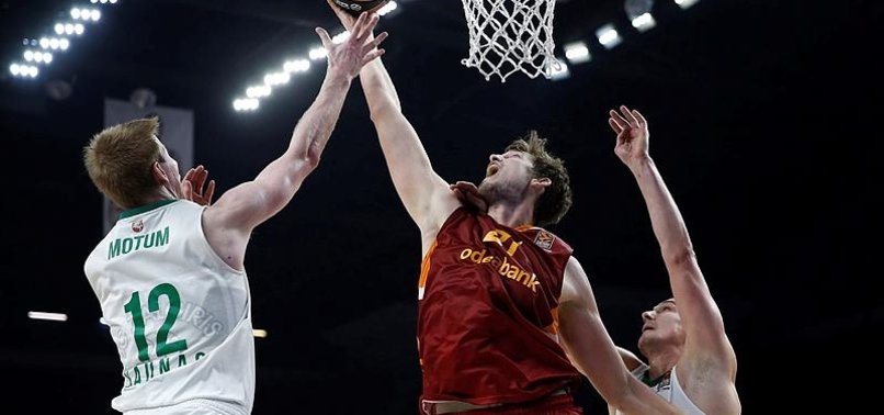 GALATASARAY, İTALYA'DA GALİBİYET ARIYOR