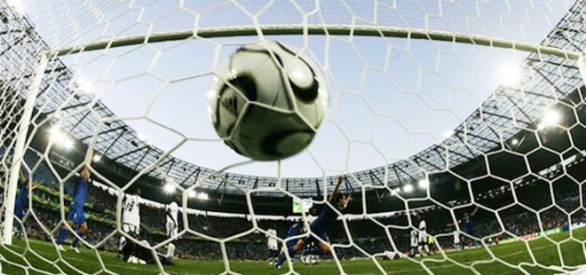 FUTBOL MAÇINA TERÖR ENGELİ!