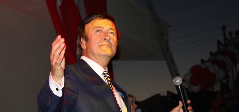 EROL EVGİN SKANDAL SÖZLERİYLE HALKI AŞAĞILADI