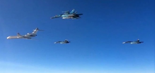 RUS SAVAŞ UÇAKLARI RAKKA'YI VURDU