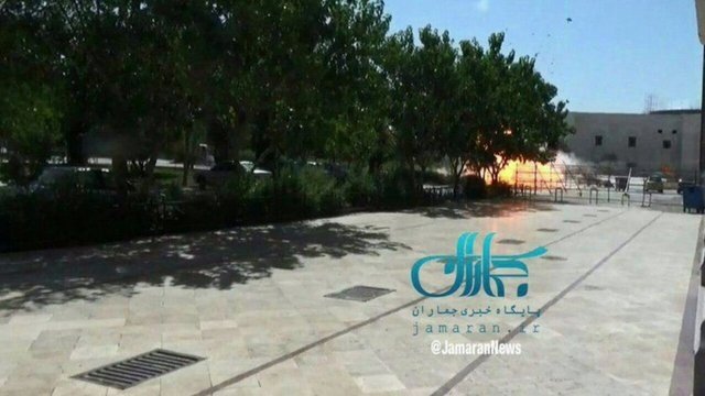 İran'daki çifte saldırıdan ilk fotoğraflar