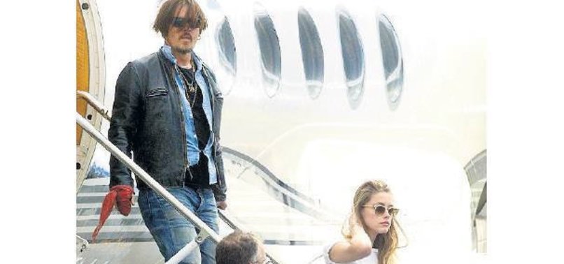 JOHNNY DEPP EŞİ AMBER HEARD’İ YASTIKLA BOĞMAYA ÇALIŞTI