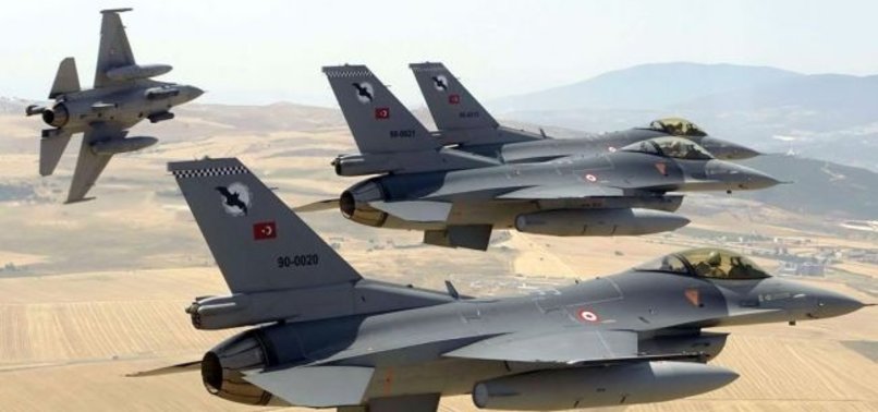 TSK, PKK'YA 2 BÖLGEDE BOMBA YAĞDIRDI