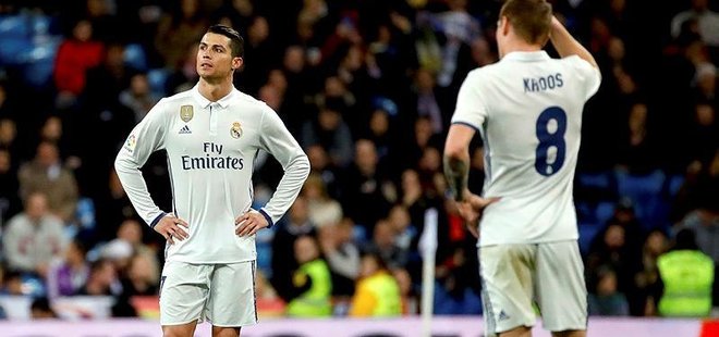 REAL MADRİD LİDERLİK KOLTUĞUNU BARÇA'YA KAPTIRDI!