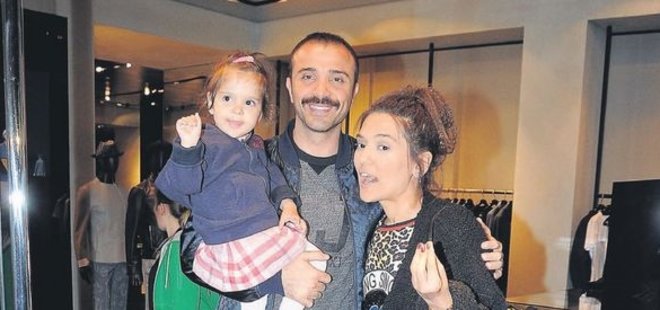 TEK PAYLAŞIMI DUDAK UÇUKLATTI