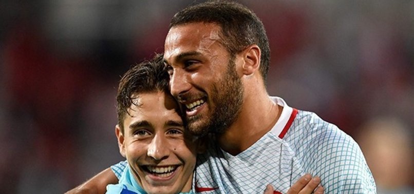DÜNYA EMRE MOR'U KONUŞUYOR!