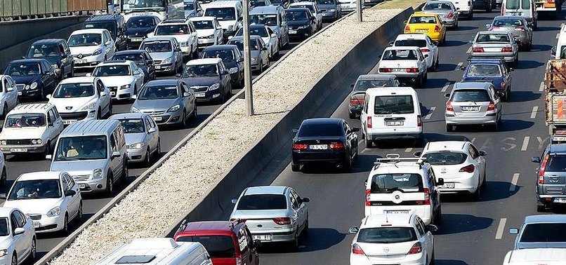 TRAFİĞE KAYITLI ARAÇ SAYISI ARTTI