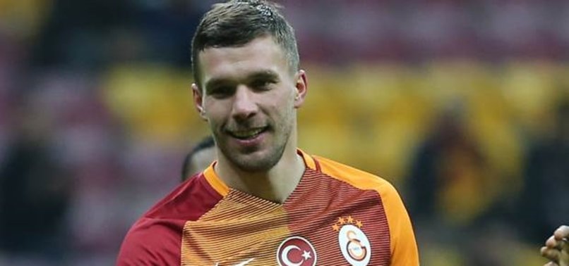 PODOLSKİ KARARINI VERDİ!