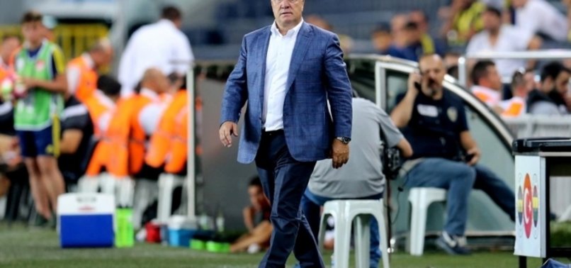 İŞTE ADVOCAAT'IN YERİNE GELECEK İSİM