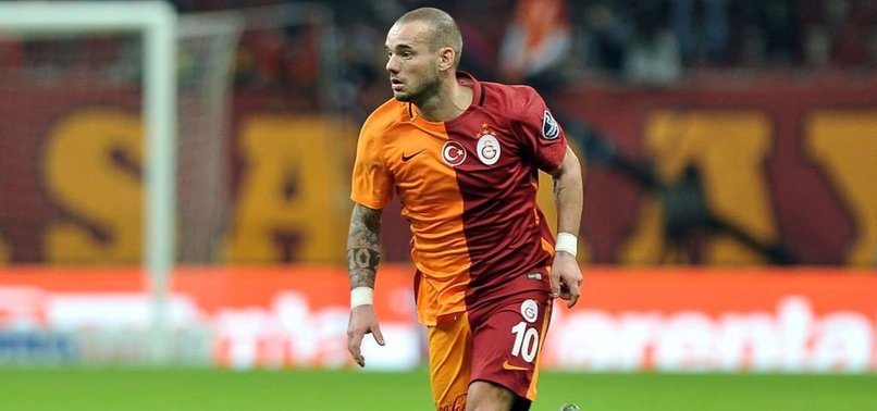 GALATASARAY'DA WESLEY SNEİJDER GİDİYOR!