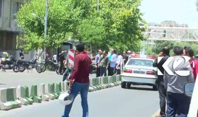 İran'daki çifte saldırıdan ilk fotoğraflar