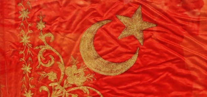 RUM KIZLARININ İŞLEDİĞİ SANCAK