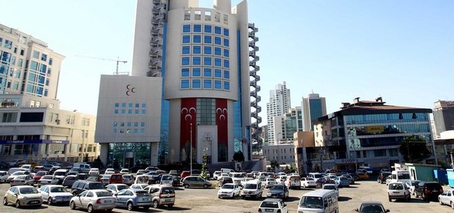 MHP GENEL MERKEZİ TOPLUCA GÖREVDEN ALDI