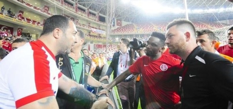 ETO'O TARAFTARLA 100 BİN EUROLUK İDDİAYA GİRDİ