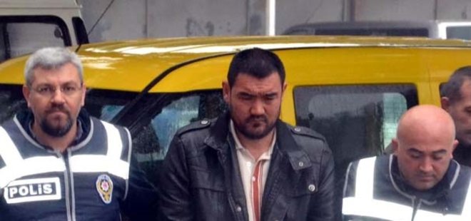 YEMEĞİN SALÇASINA KIZIP KARISINI DOĞRADI