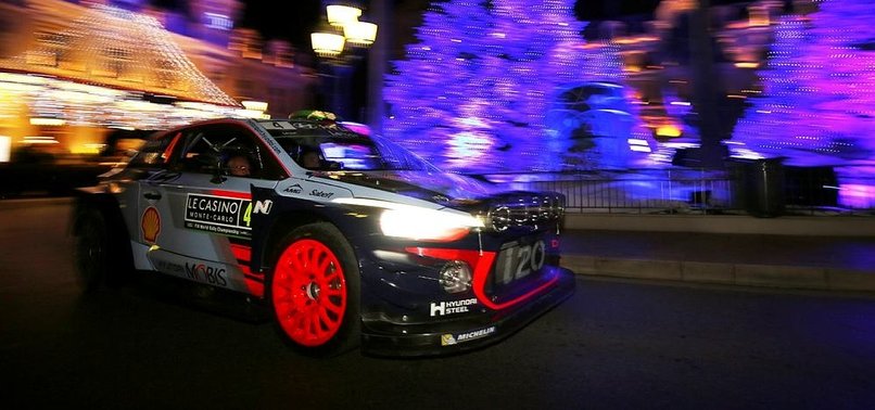 MONTE CARLO RALLİSİ'NDE ÜZÜCÜ KAZA