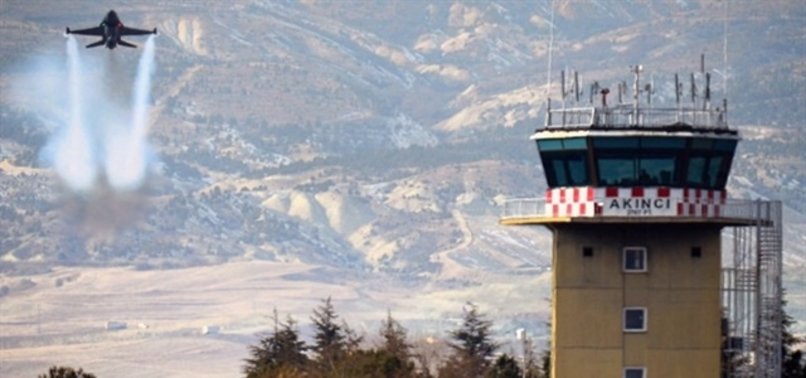 FETÖ'CÜ TERÖRİSTLER AKINCI ÜSSÜ'NE 'YURTTA SULH' PAROLASIYLA GİRMİŞLER