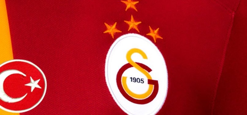 GALATASARAY'A DÖNMEK İSTEMİYOR!