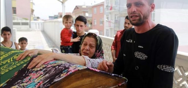 VÜCUDUNDAN YAĞLARINI ALDIRDI, HAYATINDAN OLDU