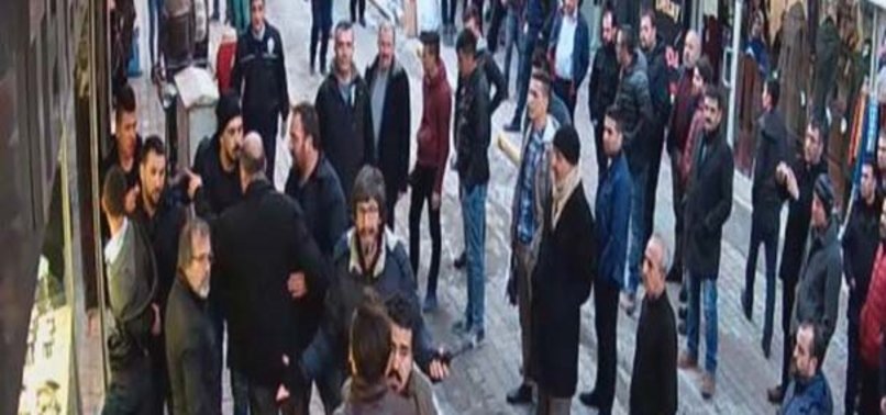 OĞLUNU BIÇAKLAYAN KİŞİ SANDI, ORTALIK BİR ANDA KARIŞTI