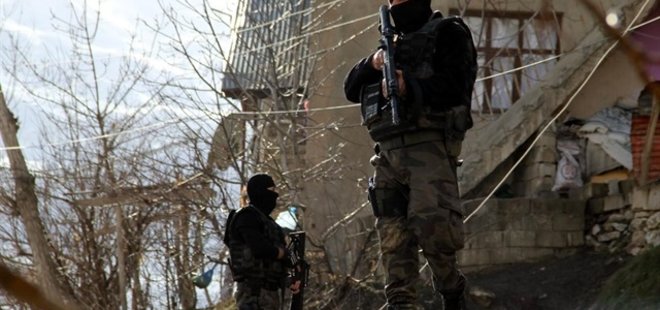 İSTANBUL'DA DEAŞ OPERASYONU;49 GÖZALTI