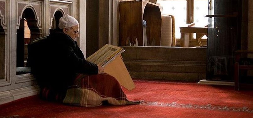 DİKKAT! BU DAVRANIŞLAR İNSANI DİNDEN ÇIKARIR
