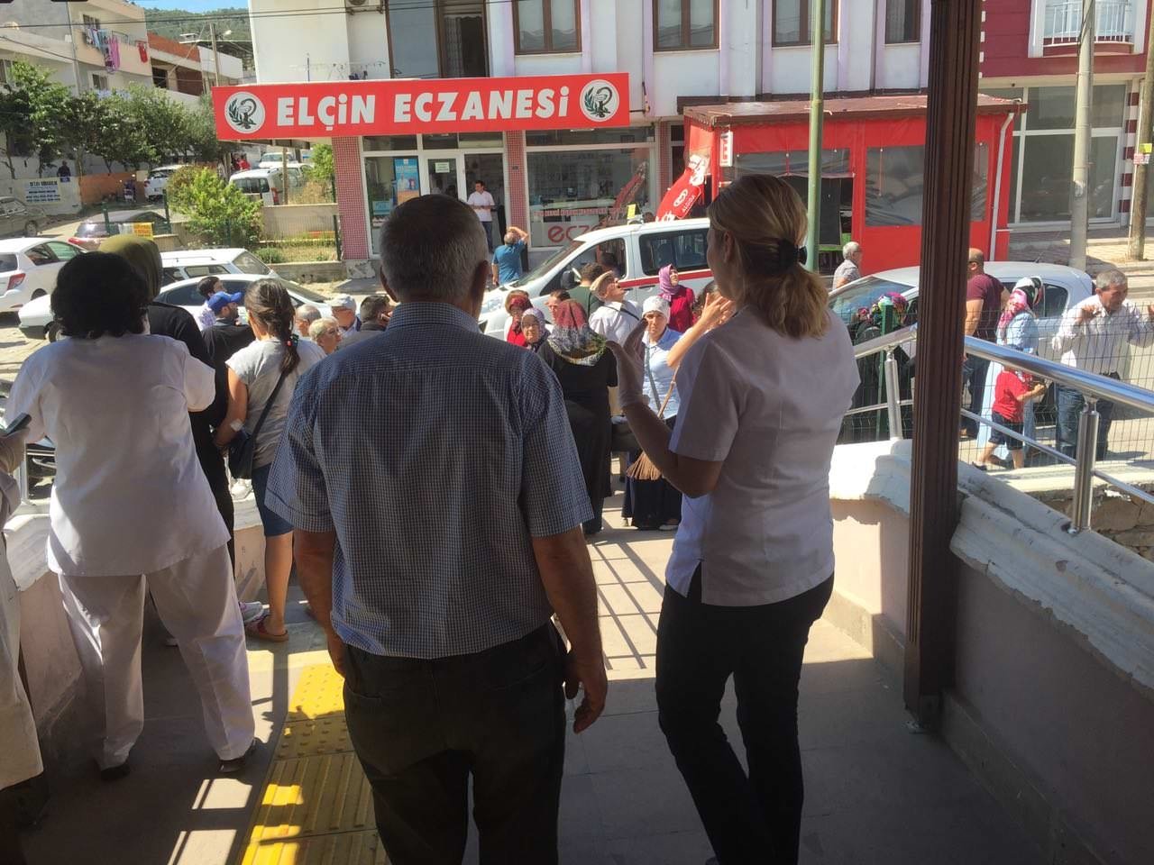 Ege'de meydana gelen deprem sonrası ilk fotoğraflar