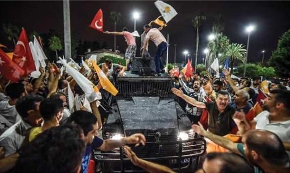 15 Temmuz'un unutulmayan fotoğrafları