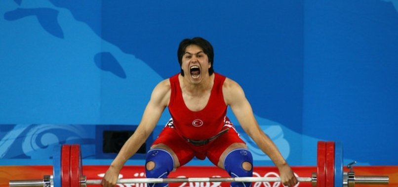 MİLLİ SPORCU KALP KRİZİ GEÇİRDİ!